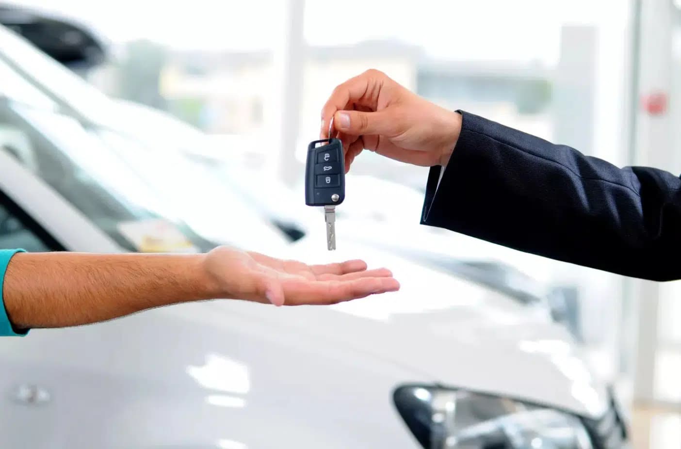 Acheter une voiture : professionnel ou particulier